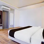Super Townhouse Bombay Exhibition Centre Goregaon