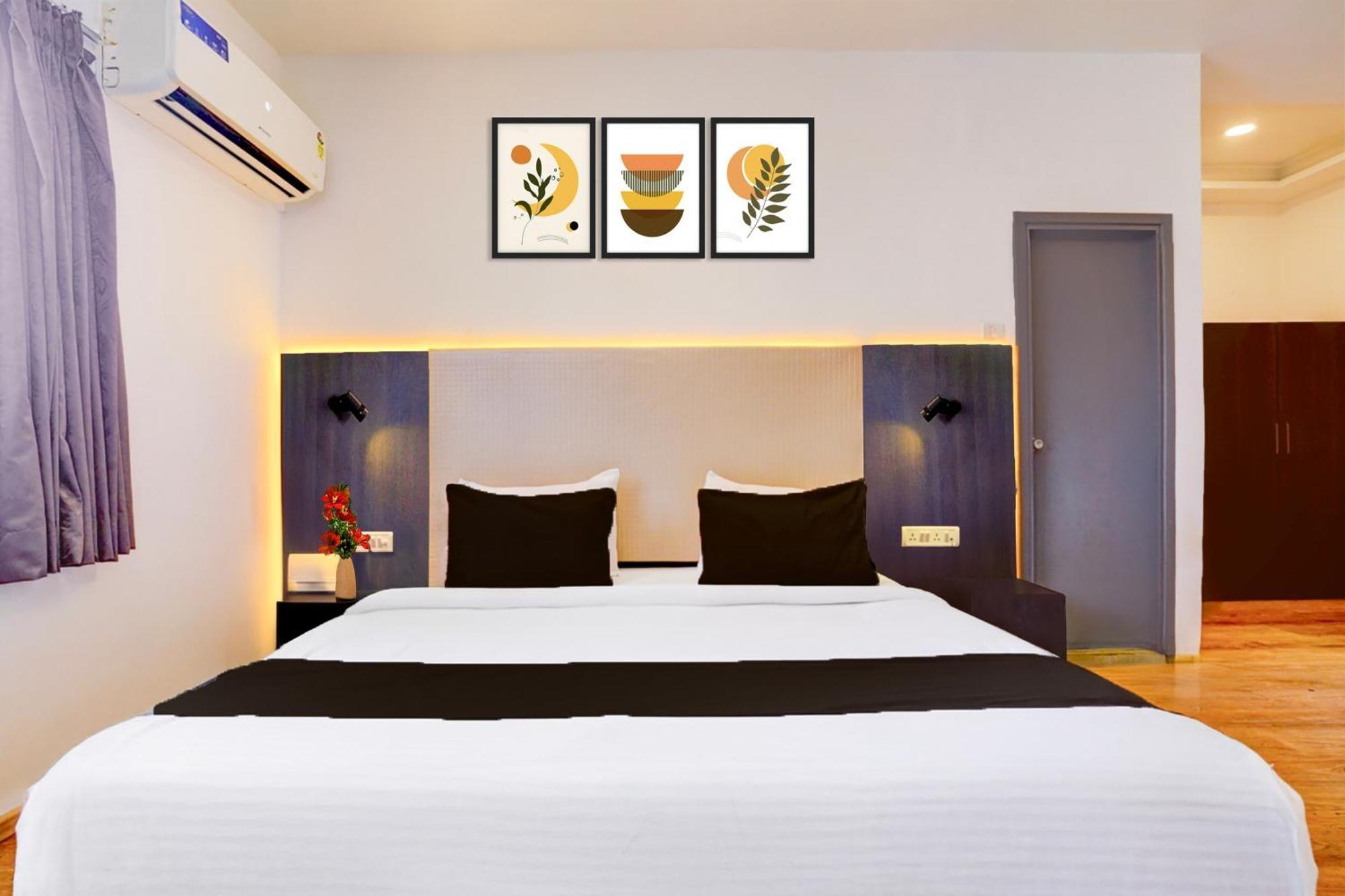 Super Townhouse Exhibition Centre Goregaon Mumbai (Bombay)